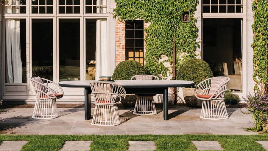 Storia dell’Evoluzione degli Arredi per Esterni Storia dell’Evoluzione degli Arredi per Esterni