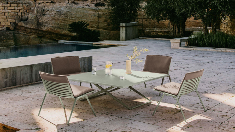 5 motivi per cui l'arredamento esterno personalizzato batte le soluzioni standard 3 Arredamento esterno per comfort su misura