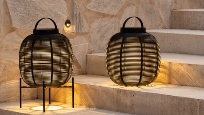 7 mobili per esterno che trasformeranno il tuo giardino in un'oasi di lusso 6 Arredi per esterno che creano magia