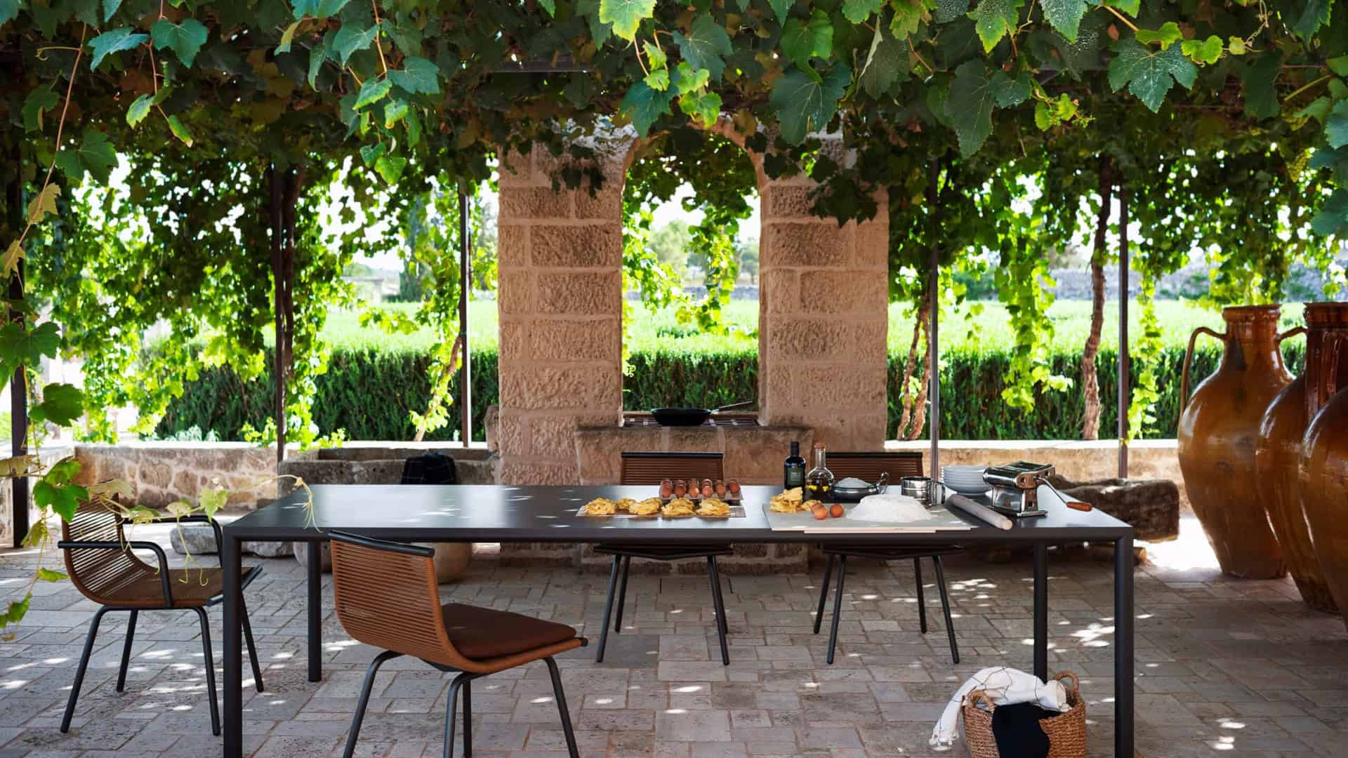 Roda Outdoor: l’eccellenza dell’arredo italiano per esterni 1 Italian design e innovazione nel mondo outdoor