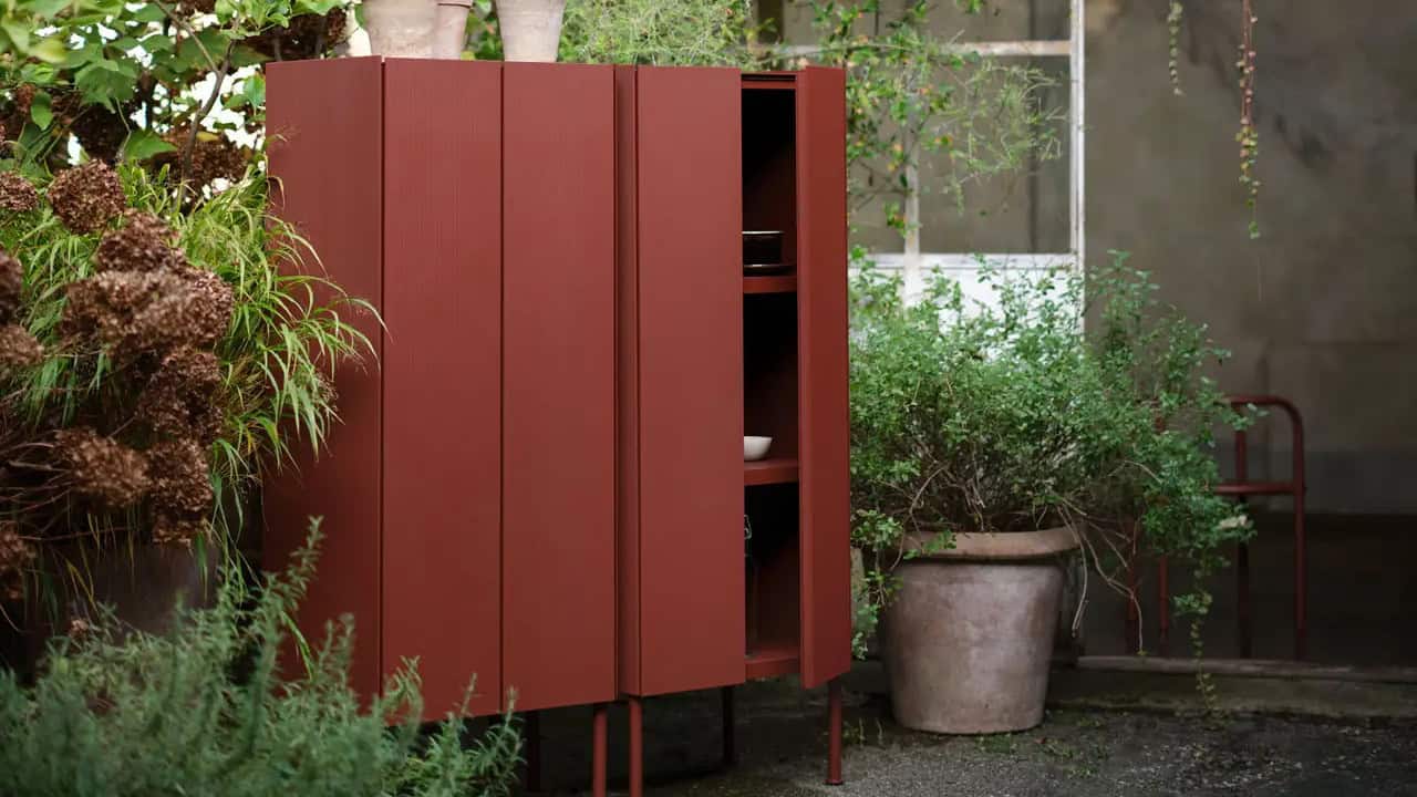 Organizzazione con mobiletti da esterno