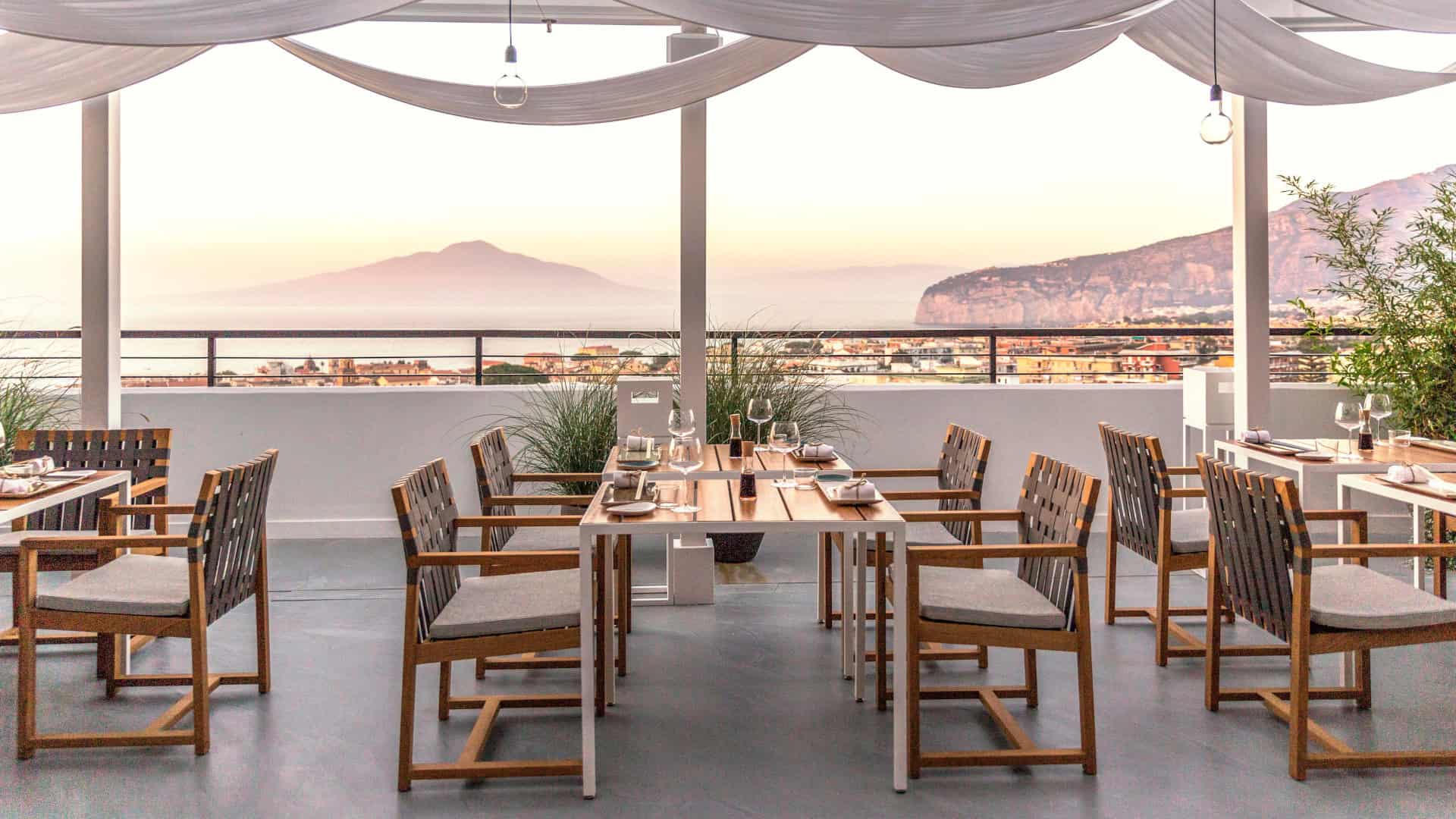 Roda Outdoor: l’eccellenza dell’arredo italiano per esterni 4 Roda Outdoor Projects